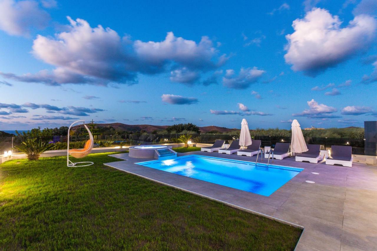 Evangelos Villas, Lavish Touch, By Thinkvilla Angeliana  外观 照片