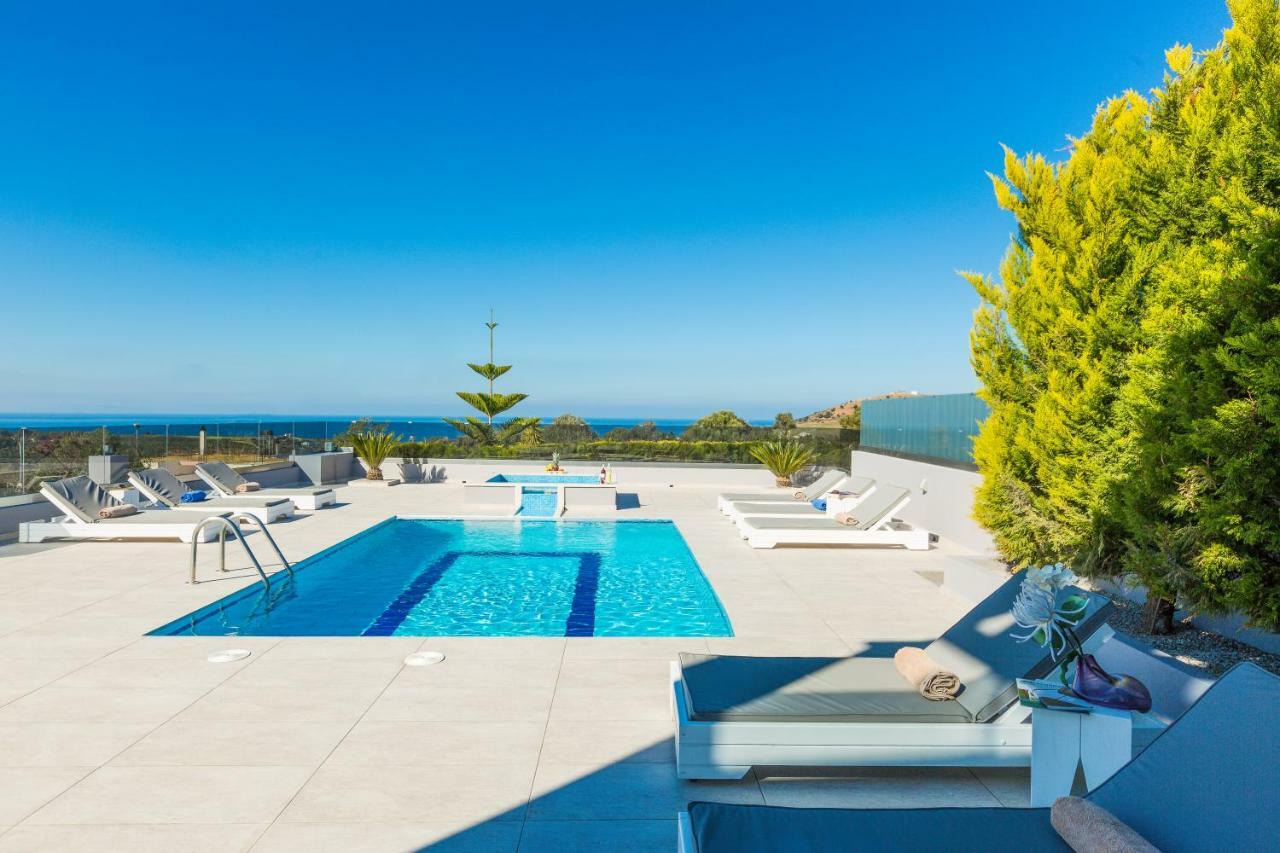 Evangelos Villas, Lavish Touch, By Thinkvilla Angeliana  外观 照片