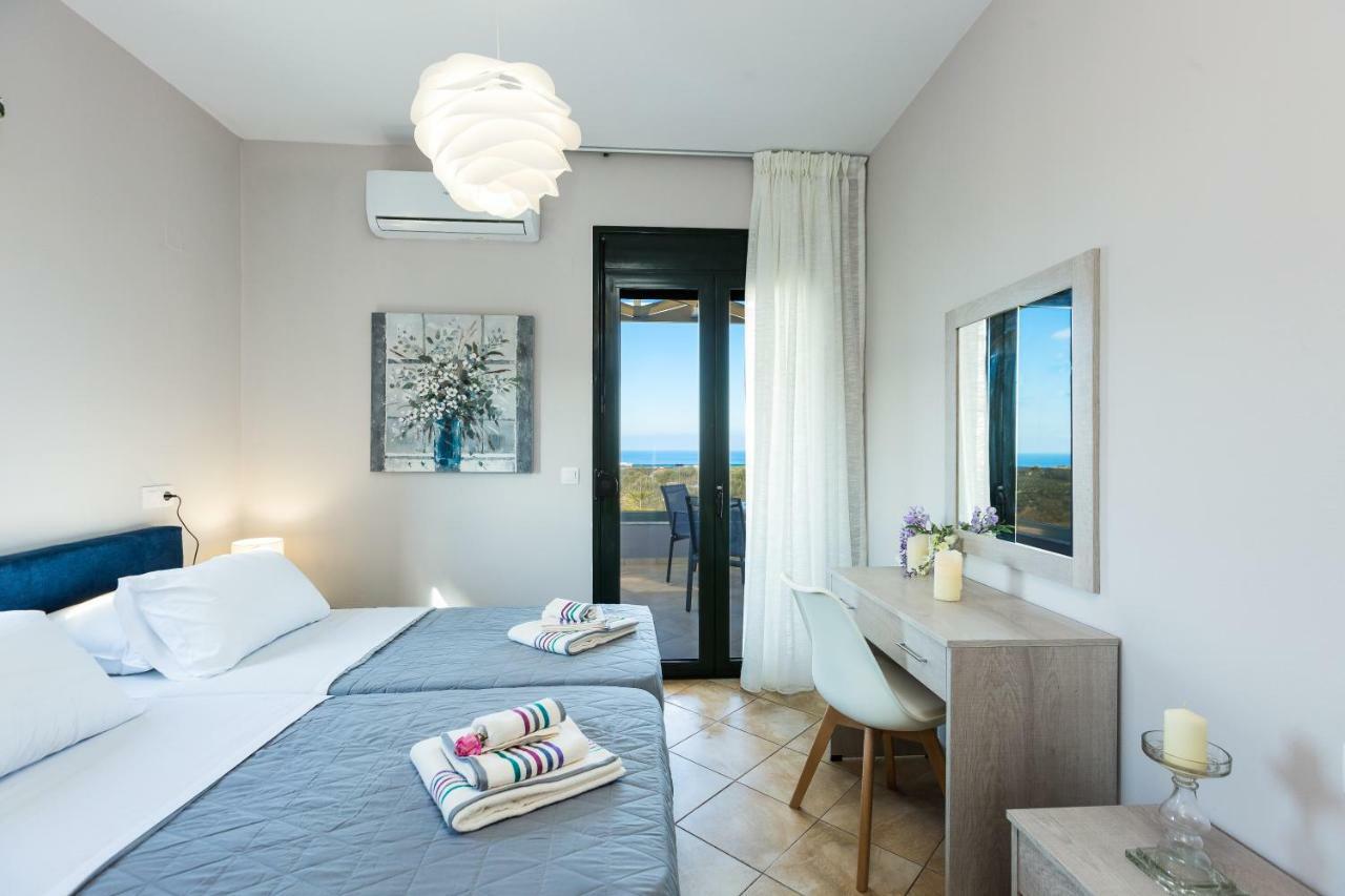 Evangelos Villas, Lavish Touch, By Thinkvilla Angeliana  外观 照片