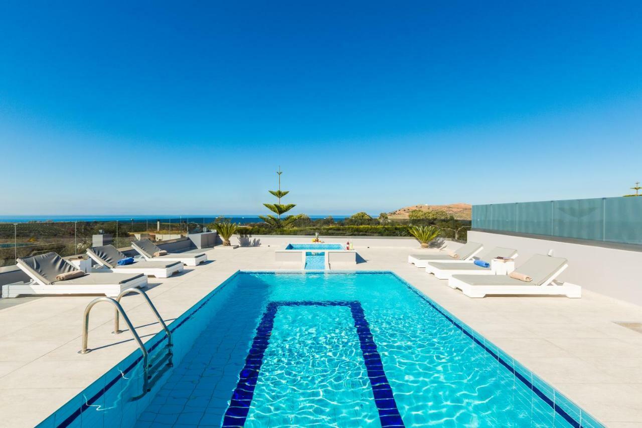 Evangelos Villas, Lavish Touch, By Thinkvilla Angeliana  外观 照片